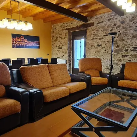 El Almendro Del Cura Holiday home Villarmayor (Castile and Leon)